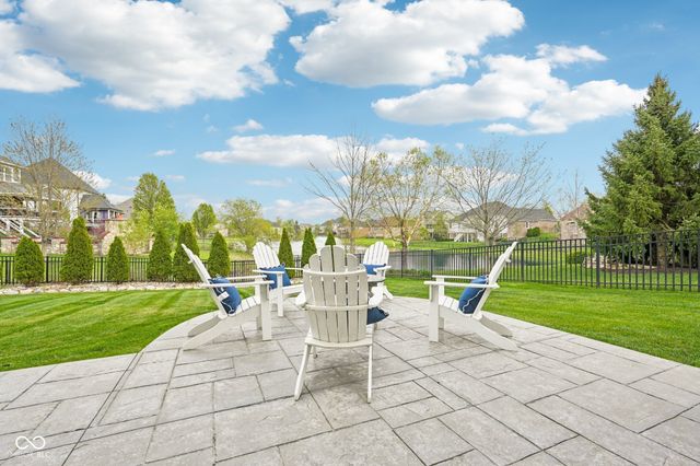 16637 Holly Oak Drive, Westfield, IN 46074