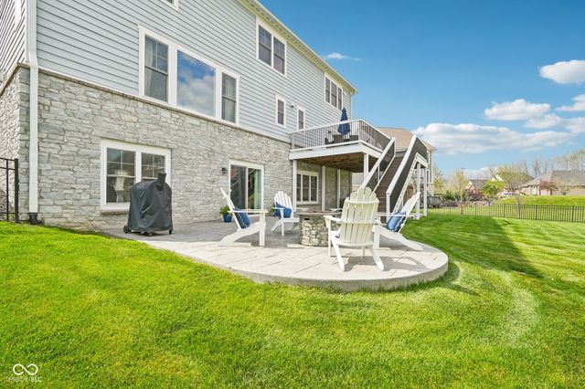 16637 Holly Oak Drive, Westfield, IN 46074