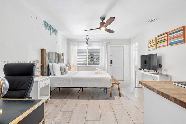 1411 NE 12th St, Fort Lauderdale, FL 33304