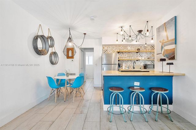 1411 NE 12th St, Fort Lauderdale, FL 33304