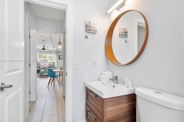 1411 NE 12th St, Fort Lauderdale, FL 33304