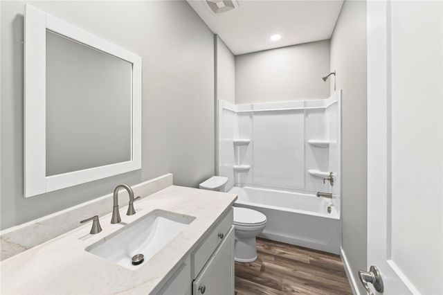 2650 Pleasant View Drive, Troy, OH 45373