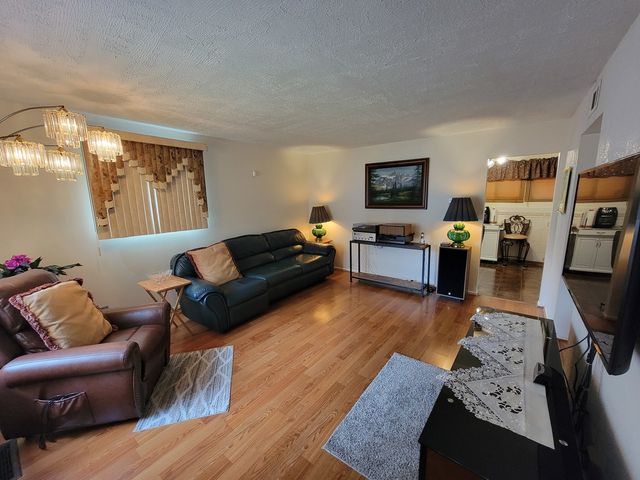 15120 Lincoln Avenue, Harvey, IL 60426