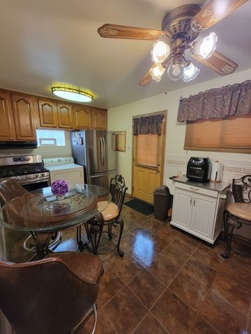 15120 Lincoln Avenue, Harvey, IL 60426