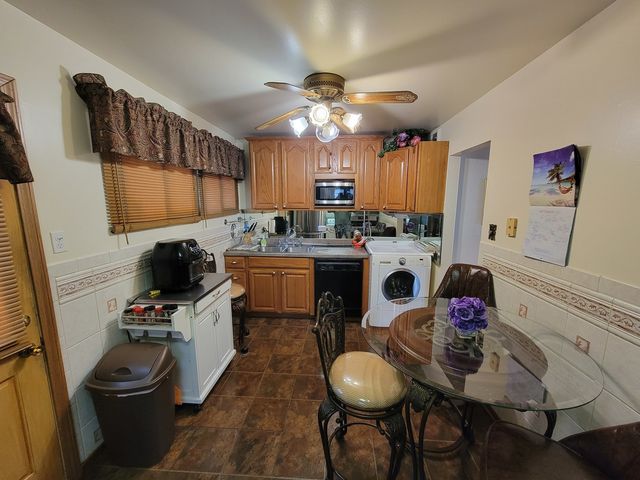 15120 Lincoln Avenue, Harvey, IL 60426