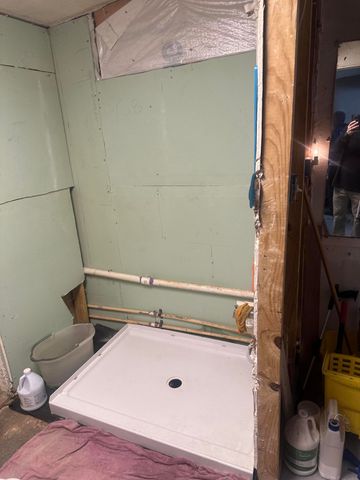 720 Redwood Lane, Mammoth Spring, AR 72554