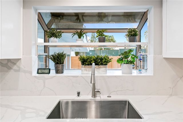 3716 Crownridge, Sherman Oaks, CA 91403