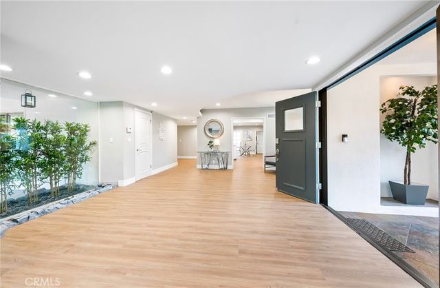 3716 Crownridge, Sherman Oaks, CA 91403