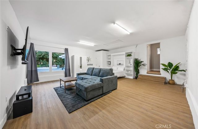 3716 Crownridge, Sherman Oaks, CA 91403