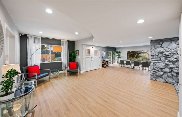 3716 Crownridge, Sherman Oaks, CA 91403