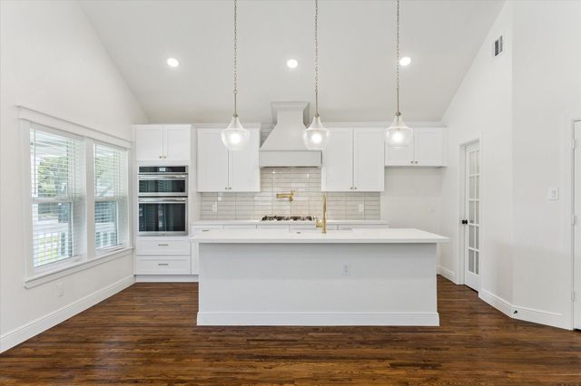 1819 Studewood Street, Houston, TX 77008