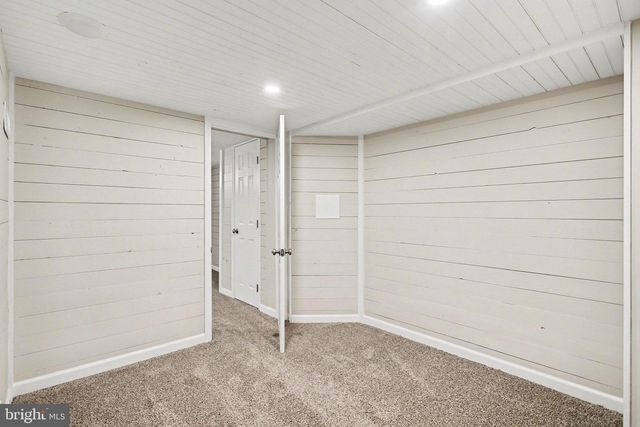 43 W HIGH ST, Windsor, PA 17366