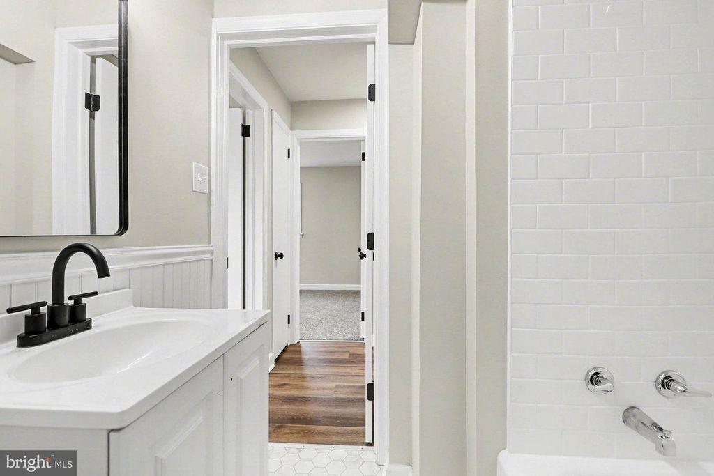 Image 29 of property listing at 43 W HIGH ST, Windsor, PA 17366