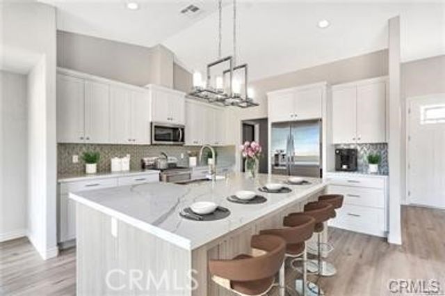 18525 Seaforth Street, Hesperia, CA 92345