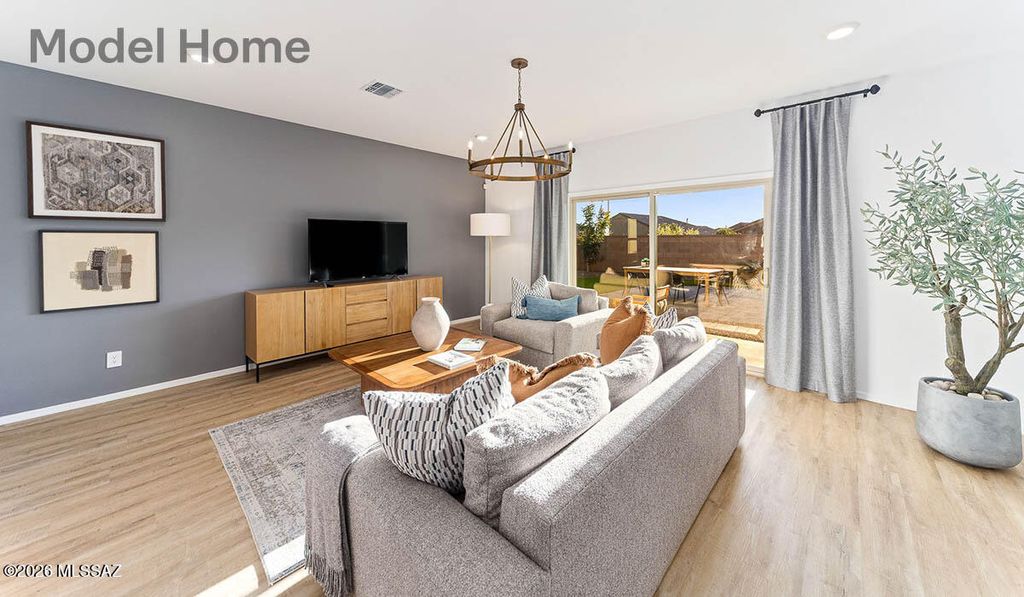 Image 8 of property listing at 1138 S Grantham Drive, Vail, AZ 85641