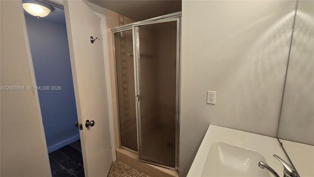 2500 Parkview Dr 2317, Hallandale Beach, FL 33009