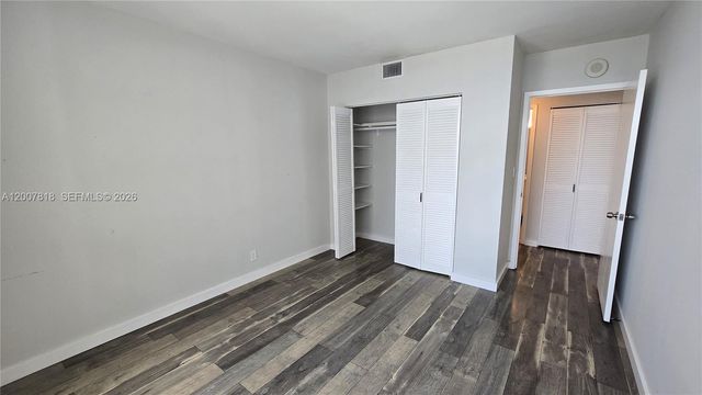 2500 Parkview Dr 2317, Hallandale Beach, FL 33009