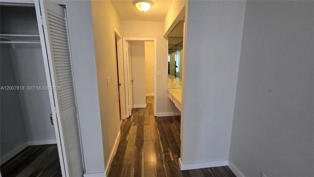 2500 Parkview Dr 2317, Hallandale Beach, FL 33009