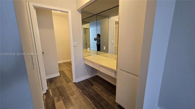 2500 Parkview Dr 2317, Hallandale Beach, FL 33009