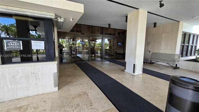 2500 Parkview Dr 2317, Hallandale Beach, FL 33009