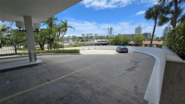 2500 Parkview Dr 2317, Hallandale Beach, FL 33009