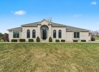 1100 Longview Lane, York Twp, MI 48176