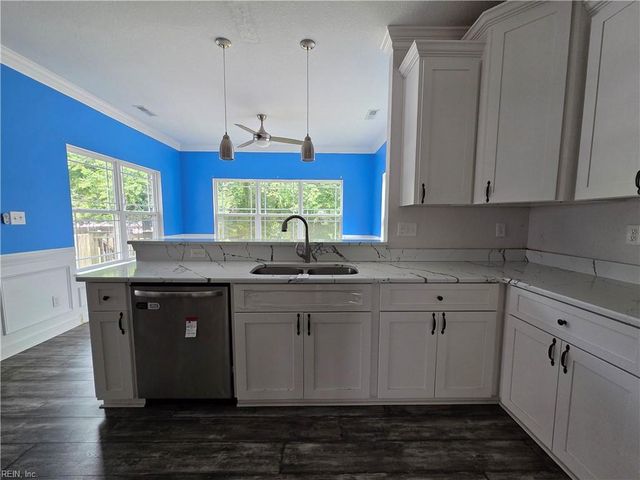 1405 Old Buckroe RD, Hampton, VA 23663