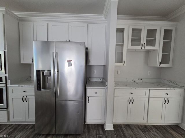 1405 Old Buckroe RD, Hampton, VA 23663