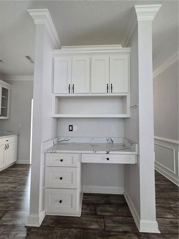 1405 Old Buckroe RD, Hampton, VA 23663