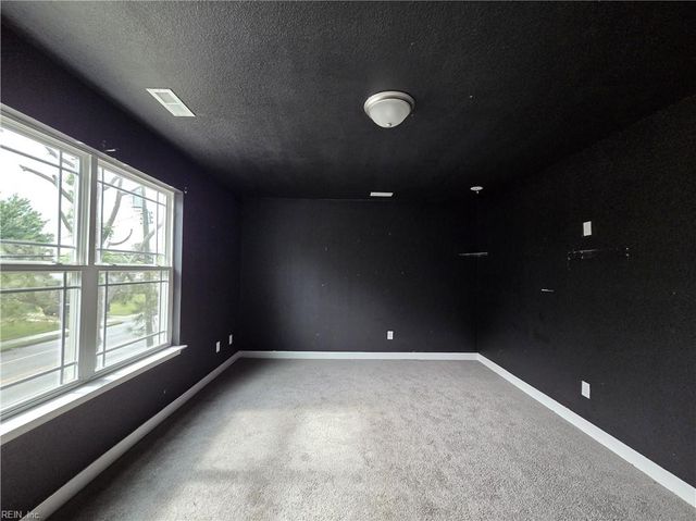 1405 Old Buckroe RD, Hampton, VA 23663