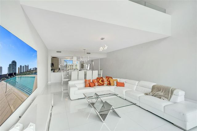 400 Sunny Isles Boulevard 2005, Sunny Isles Beach, FL 33160