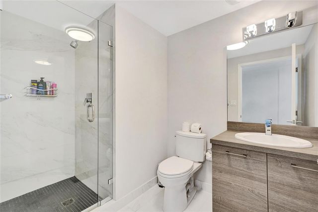 400 Sunny Isles Boulevard 2005, Sunny Isles Beach, FL 33160