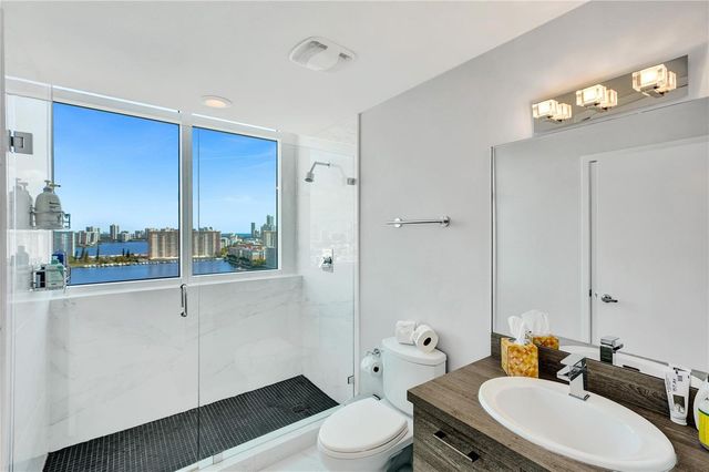 400 Sunny Isles Boulevard 2005, Sunny Isles Beach, FL 33160