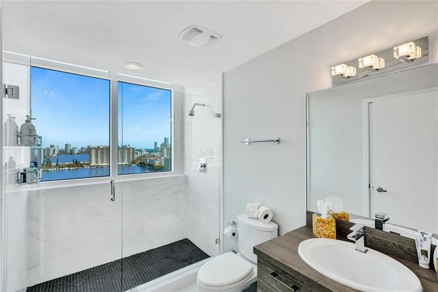 400 Sunny Isles Boulevard 2005, Sunny Isles Beach, FL 33160