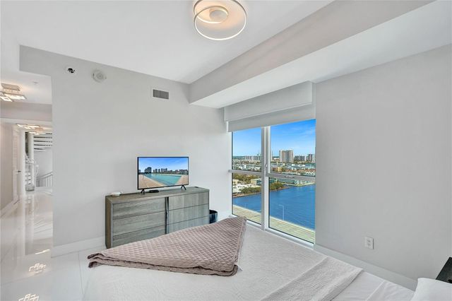 400 Sunny Isles Boulevard 2005, Sunny Isles Beach, FL 33160