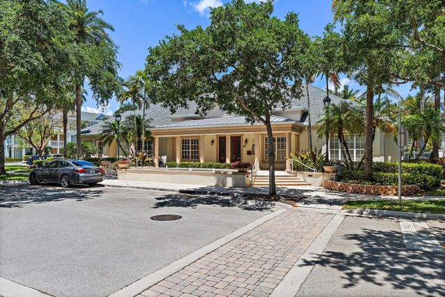 275 Murcia Drive 104, Jupiter, FL 33458