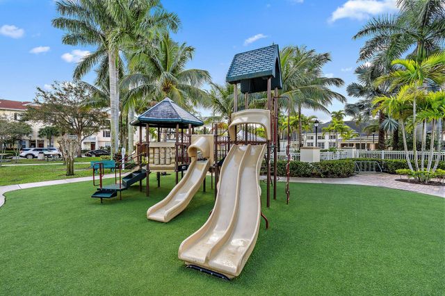 275 Murcia Drive 104, Jupiter, FL 33458