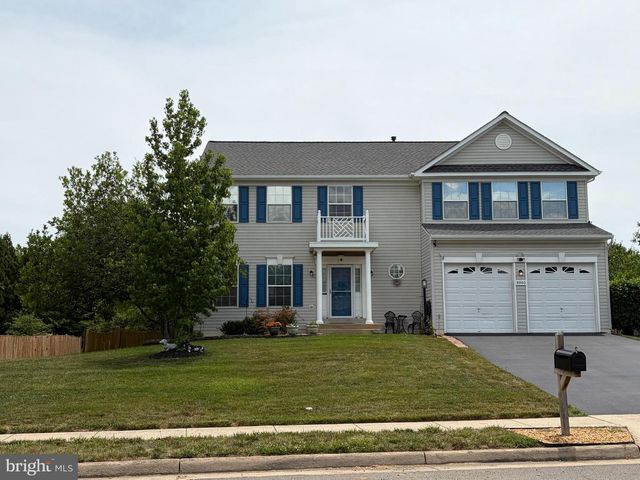 8905 EDMONSTON DR, Bristow, VA 20136