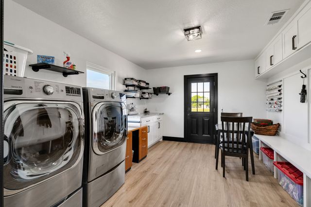 12240 Wellington Road, Ponder, TX 76259