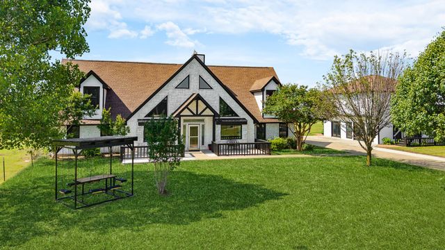 12240 Wellington Road, Ponder, TX 76259