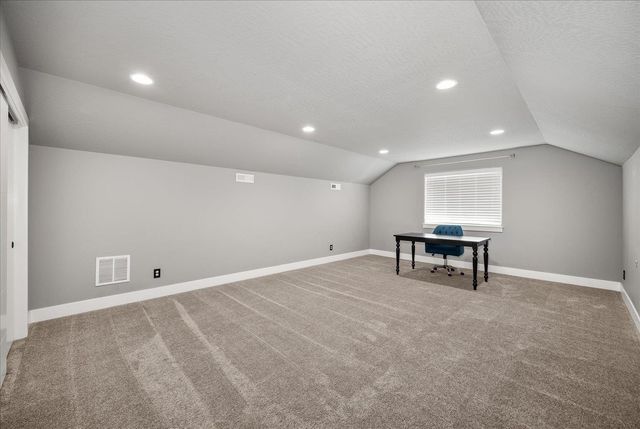 1824 S Ridgetop Dr, Greenacres, WA 99016