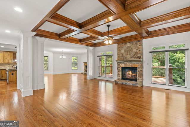 2452 Walkers Glen Lane, Buford, GA 30519