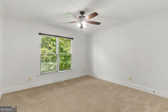 2452 Walkers Glen Lane, Buford, GA 30519