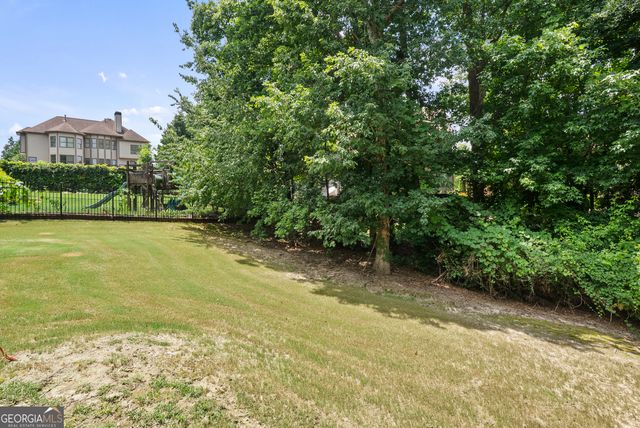 2452 Walkers Glen Lane, Buford, GA 30519
