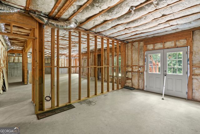 2452 Walkers Glen Lane, Buford, GA 30519