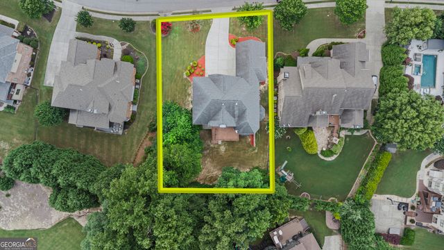 2452 Walkers Glen Lane, Buford, GA 30519