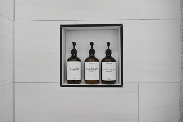 8888 Tahiti Ct, Orangevale, CA 95662