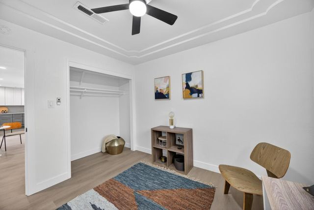 8888 Tahiti Ct, Orangevale, CA 95662