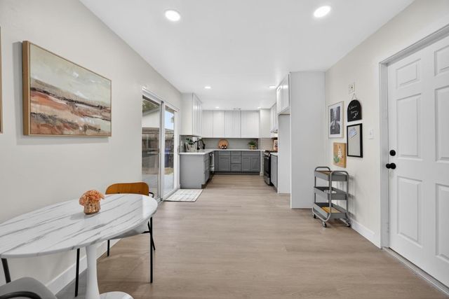 8888 Tahiti Ct, Orangevale, CA 95662