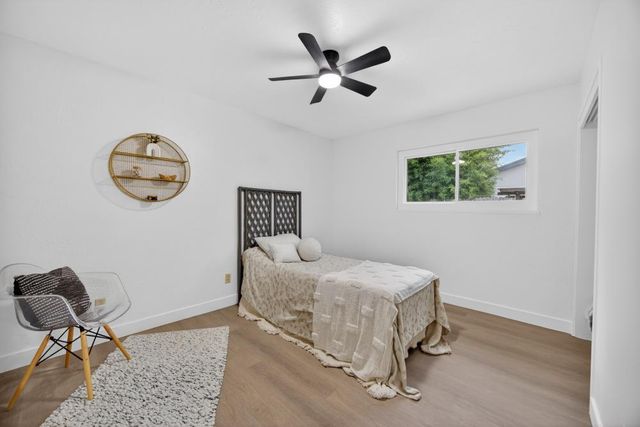 8888 Tahiti Ct, Orangevale, CA 95662